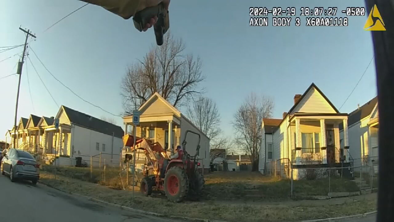 Video shows man trying to run from Louisville police on a tractor